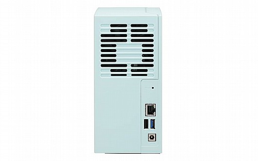 ��� QNAP TS-230 NAS