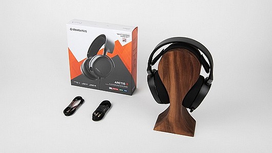 ������� ������� SteelSeries Arctis 1