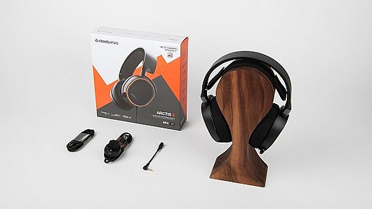 ������� ������� SteelSeries Arctis 5