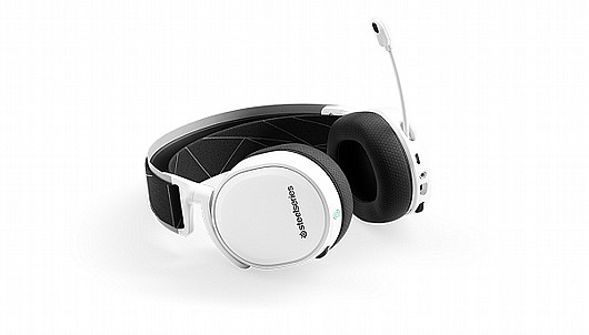 ������� ������� SteelSeries Arctis 7