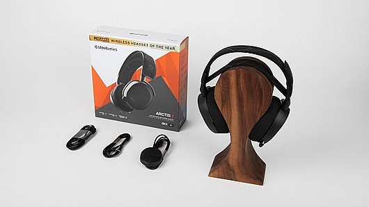 ������� ������� SteelSeries Arctis 7