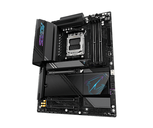 ��� �� Gigabyte B550 GAMING X