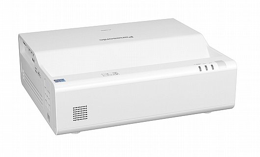 ���� PT-CMZ50BEJ 5000ANSI ust ���