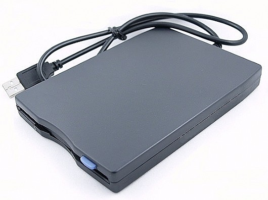 ���� ������� 1.44 ������ USB